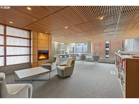 1221 SW 10th Avenue Portland OR 97205