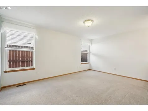 5115 NE 76th Avenue Vancouver WA 98662