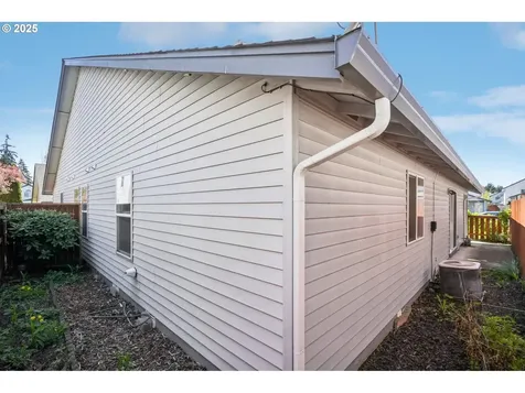 5115 NE 76th Avenue Vancouver WA 98662