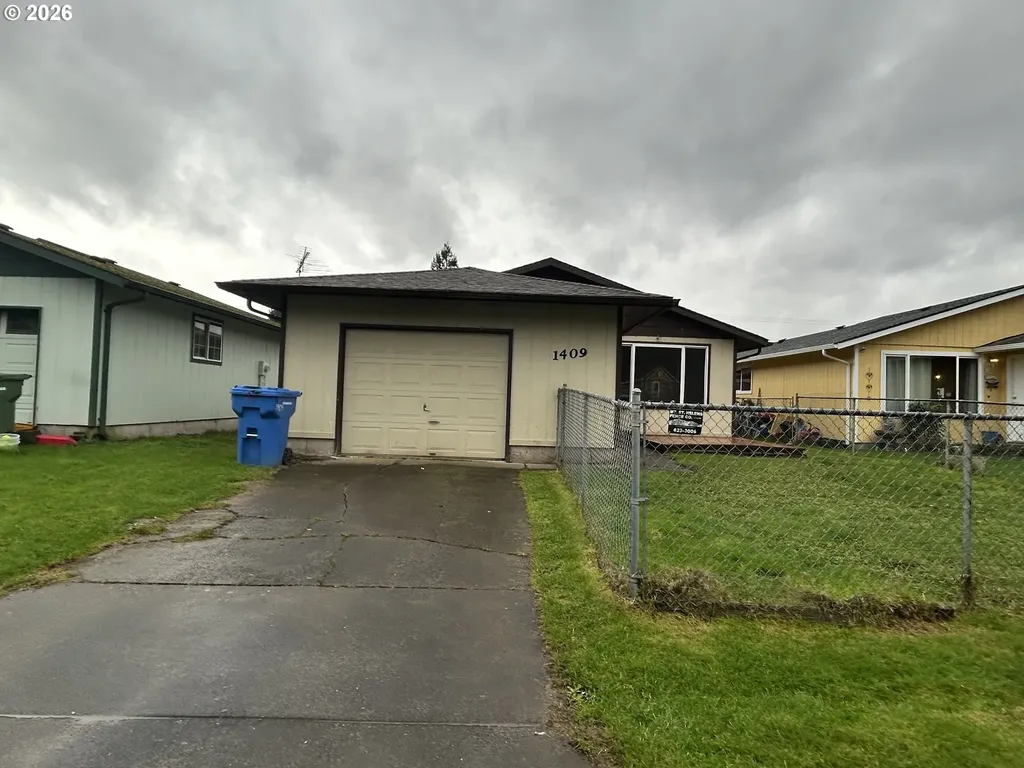 1409 Bowmont Avenue Kelso WA 98626