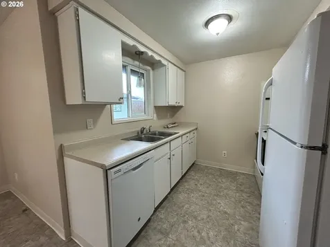 1409 Bowmont Avenue Kelso WA 98626