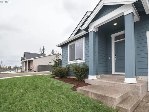 1678 NE Shell Rock Drive Estacada OR 97023