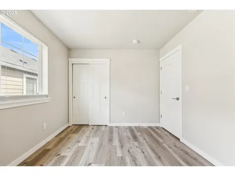 4155 SE Lone Oak Street Hillsboro OR 97123