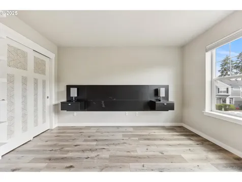 4155 SE Lone Oak Street Hillsboro OR 97123