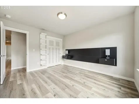4155 SE Lone Oak Street Hillsboro OR 97123