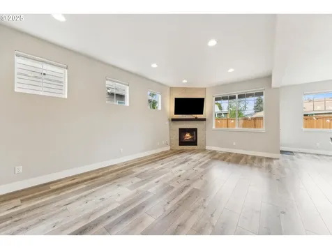 4155 SE Lone Oak Street Hillsboro OR 97123