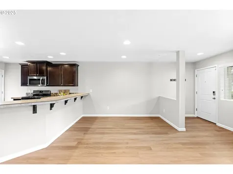 7334 N 93rd Avenue Camas WA 98607