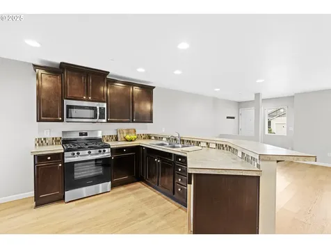 7334 N 93rd Avenue Camas WA 98607