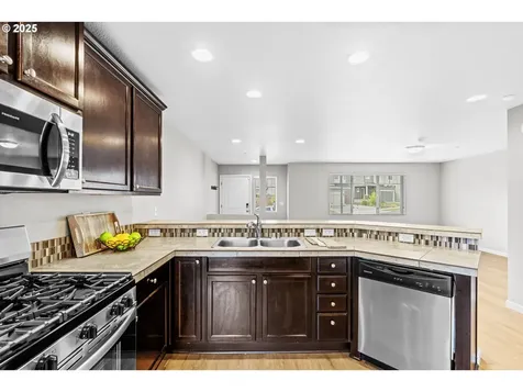 7334 N 93rd Avenue Camas WA 98607