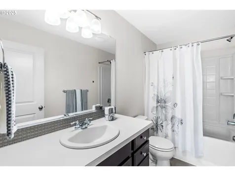 7334 N 93rd Avenue Camas WA 98607