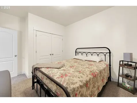 547 Ethan Court Springfield OR 97477