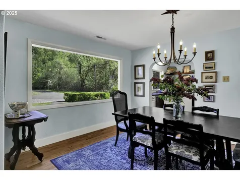 608 Flournoy Valley Road Roseburg OR 97471