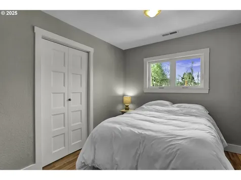 608 Flournoy Valley Road Roseburg OR 97471