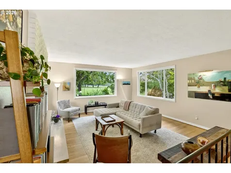 1445 NE Country Club Avenue Gresham OR 97030