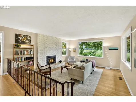 1445 NE Country Club Avenue Gresham OR 97030