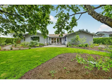 1445 NE Country Club Avenue Gresham OR 97030