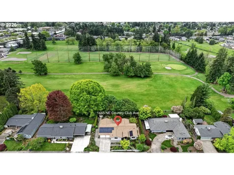 1445 NE Country Club Avenue Gresham OR 97030