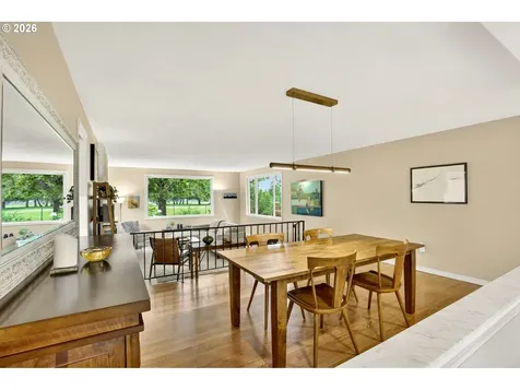 1445 NE Country Club Avenue Gresham OR 97030