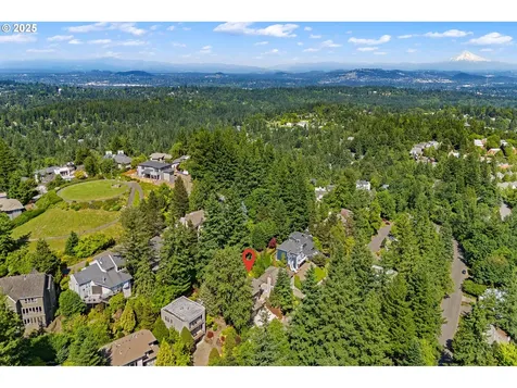 14 Juarez Street Lake Oswego OR 97035