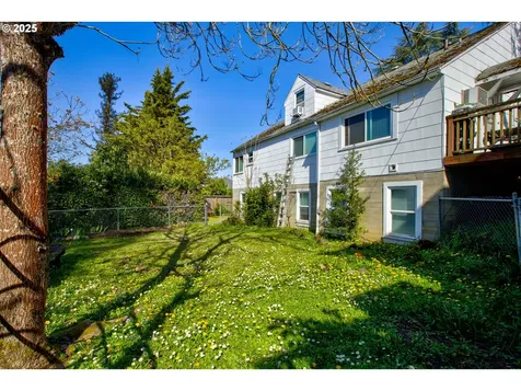 910 SE Kane Street Roseburg OR 97470