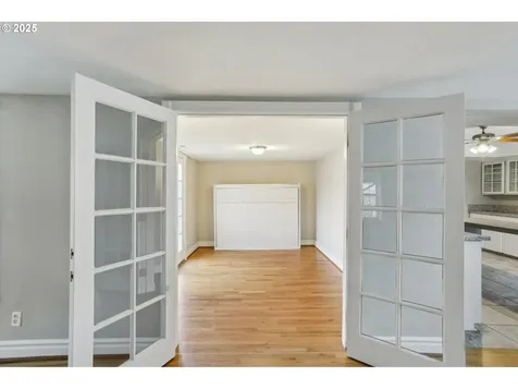 5116 SE Knapp Street Portland OR 97206