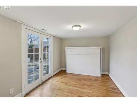 5116 SE Knapp Street Portland OR 97206
