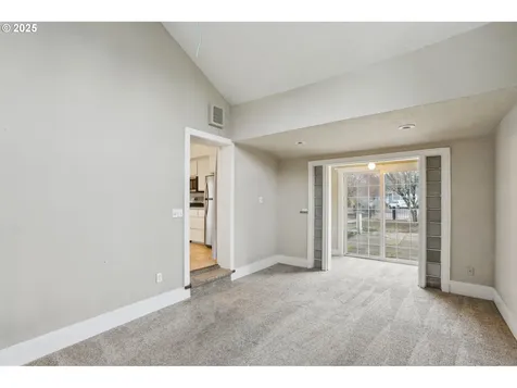 5116 SE Knapp Street Portland OR 97206