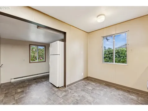 1311 E 32nd Avenue Vancouver WA 98661