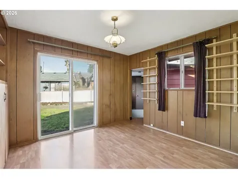 1311 E 32nd Avenue Vancouver WA 98661