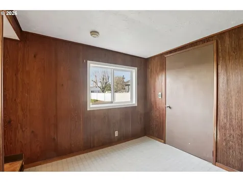1311 E 32nd Avenue Vancouver WA 98661