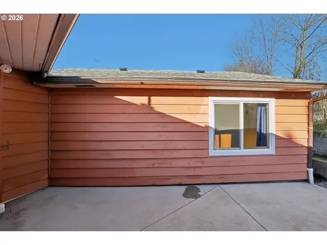 1311 E 32nd Avenue Vancouver WA 98661