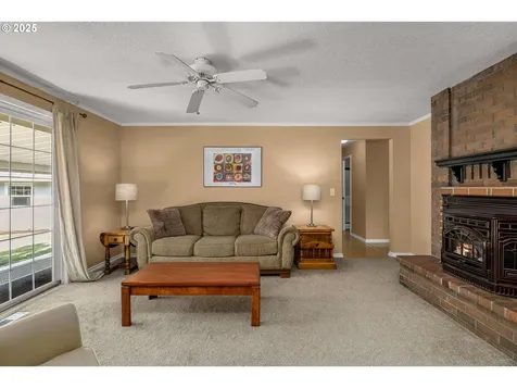 1775 NE Carole Court Hillsboro OR 97124