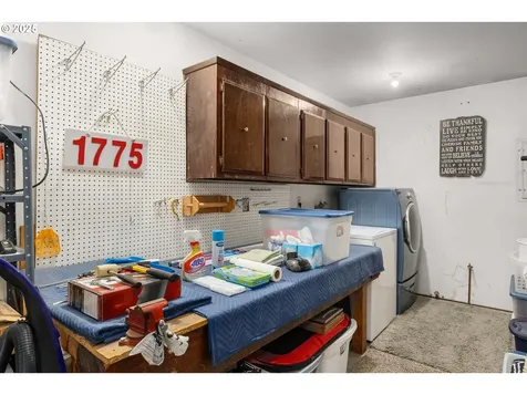 1775 NE Carole Court Hillsboro OR 97124