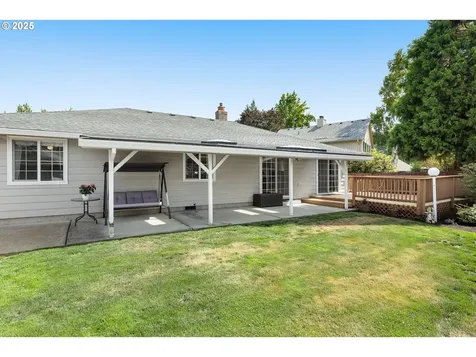 1775 NE Carole Court Hillsboro OR 97124