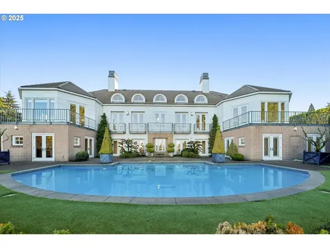 1131 Skyland Drive Lake Oswego OR 97034