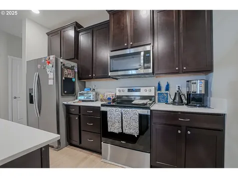 7110 NE 155th Place Vancouver WA 98682
