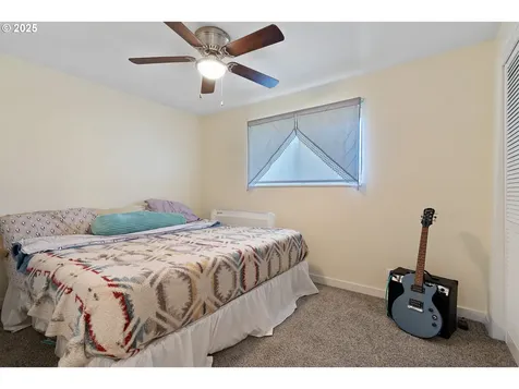 220 S 70th Street Springfield OR 97478