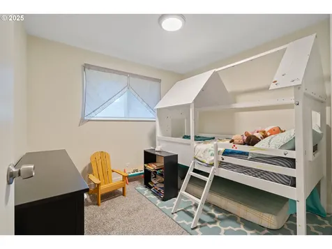 220 S 70th Street Springfield OR 97478