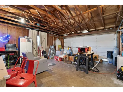 220 S 70th Street Springfield OR 97478