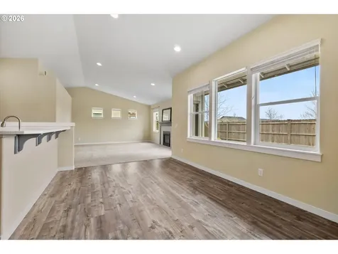 2433 NW Hazelwood Avenue Redmond OR 97756