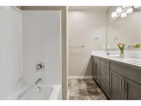 2433 NW Hazelwood Avenue Redmond OR 97756