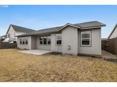 2433 NW Hazelwood Avenue Redmond OR 97756