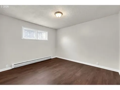 807 N 8th Avenue Kelso WA 98626