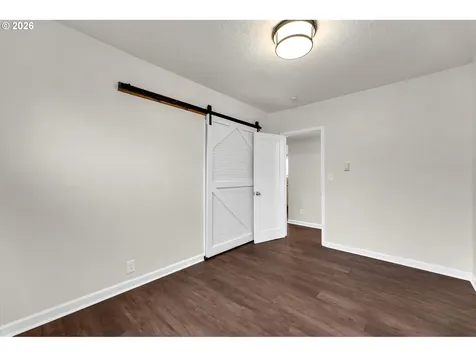 807 N 8th Avenue Kelso WA 98626