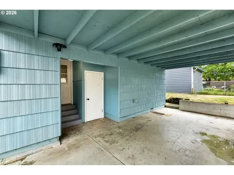 807 N 8th Avenue Kelso WA 98626