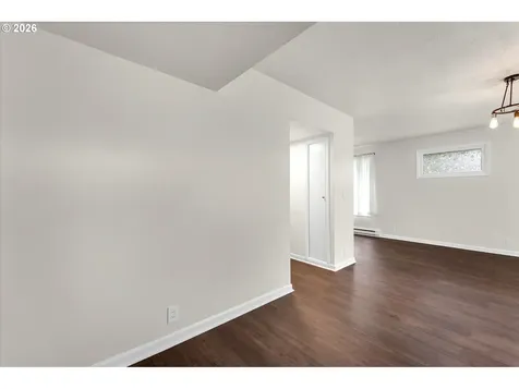 807 N 8th Avenue Kelso WA 98626