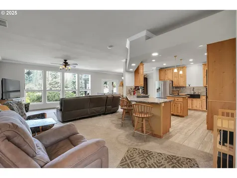 19313 S Upper Highland Road Beavercreek OR 97004