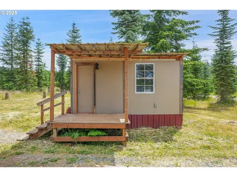 19313 S Upper Highland Road Beavercreek OR 97004