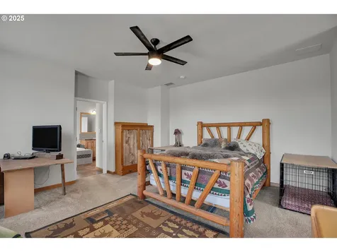 19313 S Upper Highland Road Beavercreek OR 97004