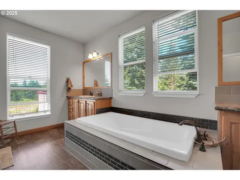 19313 S Upper Highland Road Beavercreek OR 97004